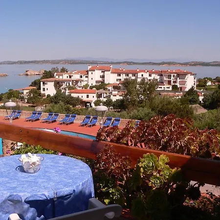 Olimpia 3* Baja Sardinia
