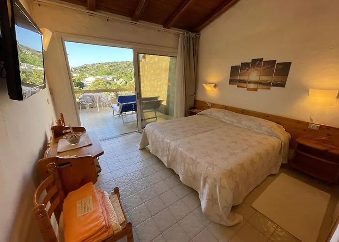 Olimpia 3* Baja Sardinia