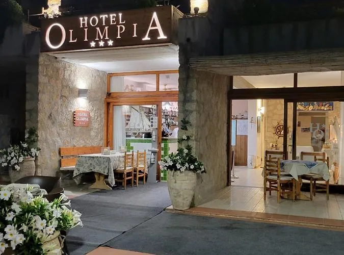 Olimpia 3* Baja Sardinia